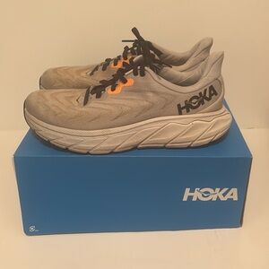 Hoka arahi 6, size 7.5